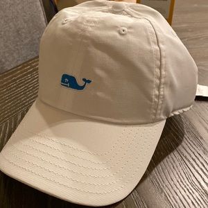 NWT Vineyard Vines Women’s performance logo baseball cap